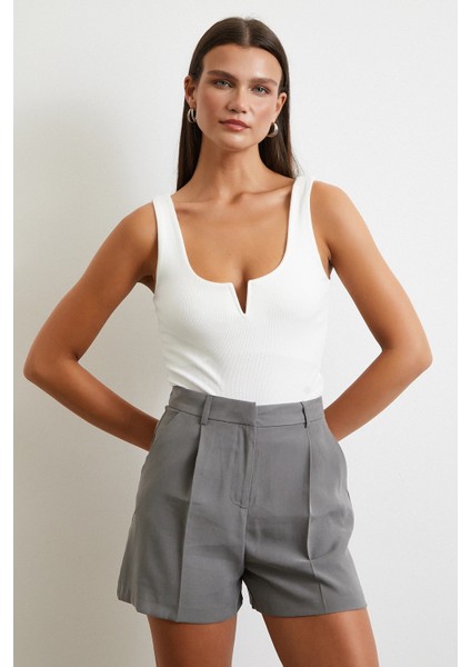 Piliseli Cepli Şort Gri fiyatları