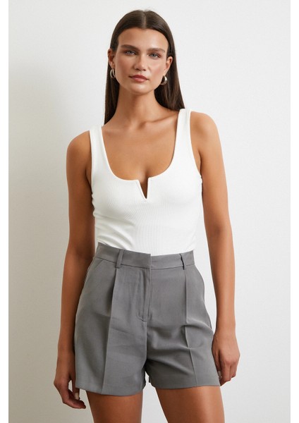 Piliseli Cepli Şort Gri fırsatları