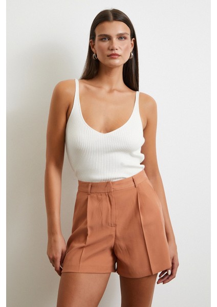 Piliseli Cepli Şort Kiremit fırsatları