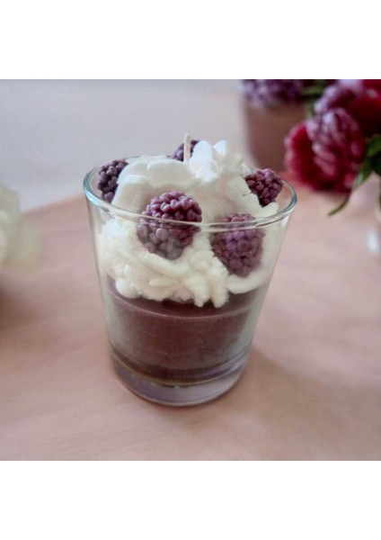 Kremalı Böğürtlen Kokulu Mum