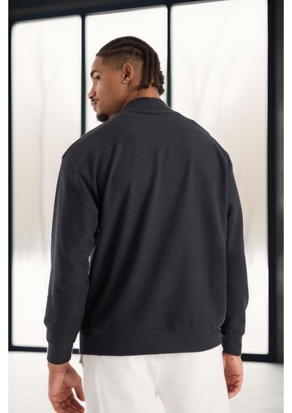 Potter Dokulu Selanik Kumaş Oversize Basic 3 Düğmeli Erkek Hırka - Füme fırsatları