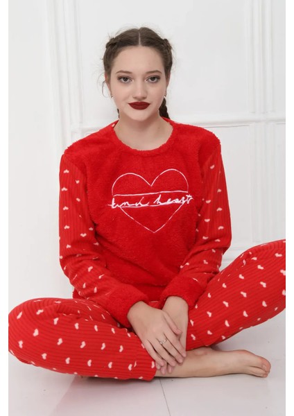 Kadın Peluş Pijama Takımı indirimleri