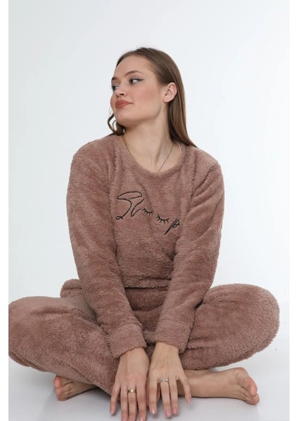 Kadın Peluş Pijama Takımı Ikili Takım modelleri