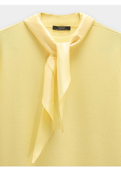 Boyun Bağlı Örme Süveter indirimleri