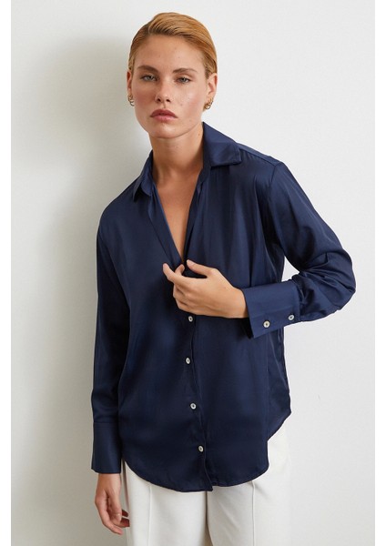 Diagonal Desen Gömlek Lacivert fırsatları