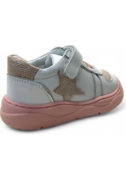 590 Bebek Deri Sneaker fırsatları