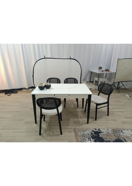 Uyar Beyaz 4 Adet Milenyum Sandalye 160+30 Paris Açılabilir Masa Takımı fırsatları