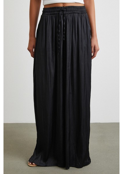 Beli Lastikli Geniş Paça Büzgülü Pantolon Siyah fırsatları