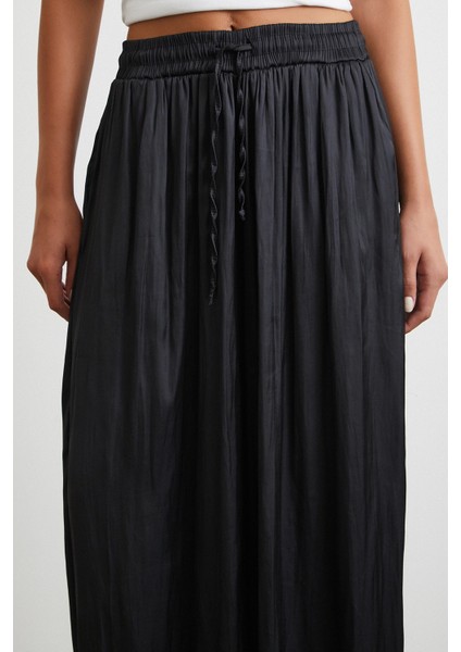 Beli Lastikli Geniş Paça Büzgülü Pantolon Siyah indirimleri