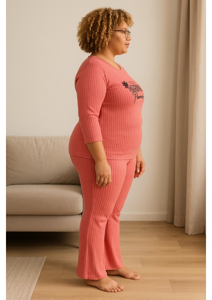 Kadın Pembe Büyük Beden Pijama Takımı modelleri