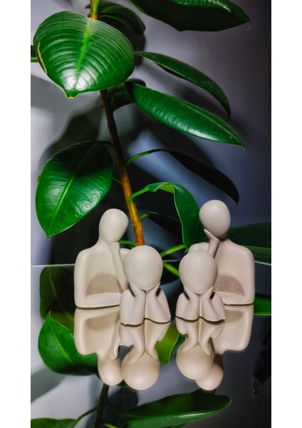 Dekoratif Aile Figürlü Biblo Seti - 4 Parça