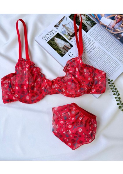 Kadın Kırmızı Çiçekli Iç Çamaşır Takımı fiyatları