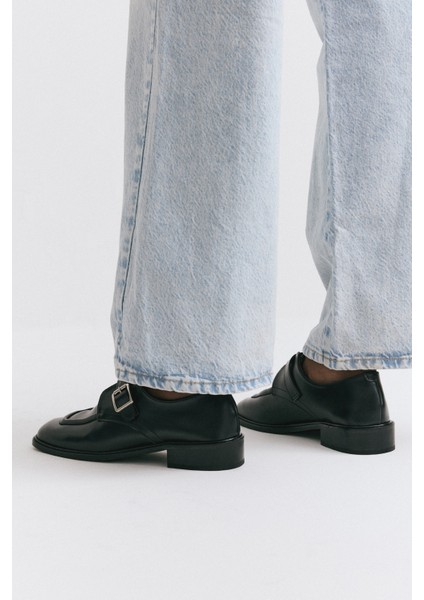 Loafer 2512 - Kemer Detaylı Loafer Siyah Kadın Loafer fırsatları