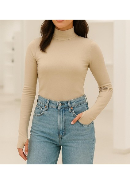 Yumuşak Dokulu Pamuk Dokuma Uzun Kol Dik Yaka Parmak Geçmeli Body Modal T-Shirt