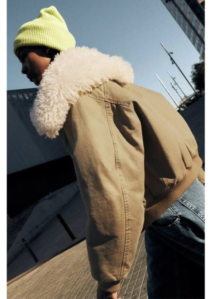 Allbucks Pull&bear, Yakası Suni Kürklü Bomber Ceket ABPNB1005