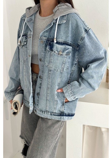 Kadın Oversize Kapüşonlu Cepli Gömlek Ceket – Katmanlı & Rahat Stil modelleri