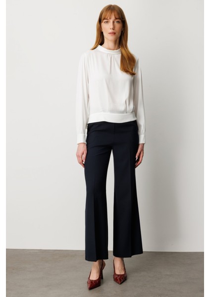 Kadın Sırtı Dantelli Yırtmaç Detaylı Bluz 3025 Ekru fiyatları