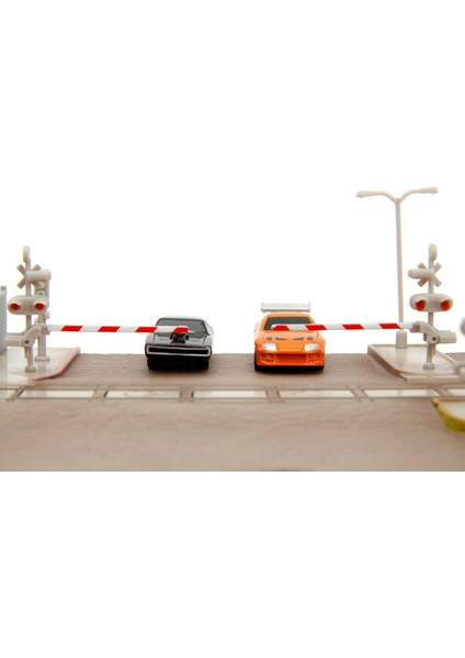 Hızlı ve Öfkeli Nano Tren Sahnesi Diorama Modellemesi 34915 modelleri