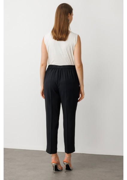 Kadın Büyük Beden Beli Lastikli Yan Cepli Pantolon 2108 Siyah fırsatları