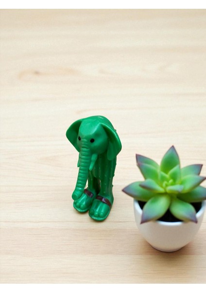 Brainrot Karakter Figürü / Lirili Yeşil Canlı Renklerde Heyecan Verici