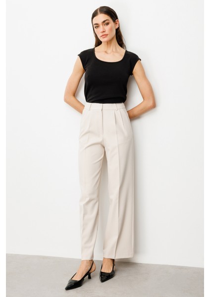 Kadın Pileli Bol Paça Pantolon 2010 Kum fiyatları