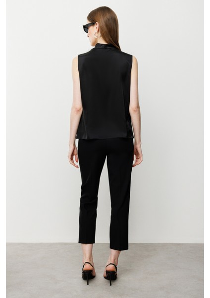 Kadın Kolsuz Saten Bluz 3012 Siyah fırsatları