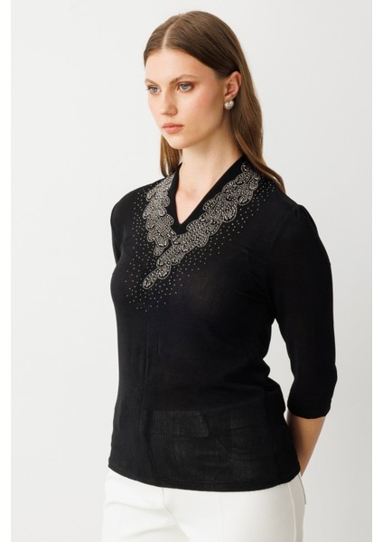 Kadın Büyük Beden V Yaka Taş Işlemeli Bluz 3914 Siyah fiyatları