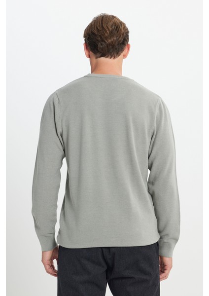 Pamuklu Standart Fit Normal Kesim Bisiklet Yaka Jakarlı Triko Kazak indirimleri