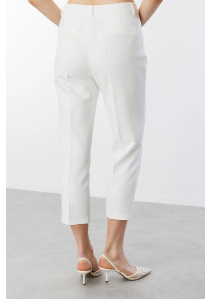 Kadın Yandan Cepli Duble Paça Pantolon 6524 Ekru fırsatları