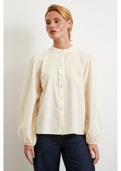 Nervürlü Dantel Detaylı Gömlek Krem modelleri