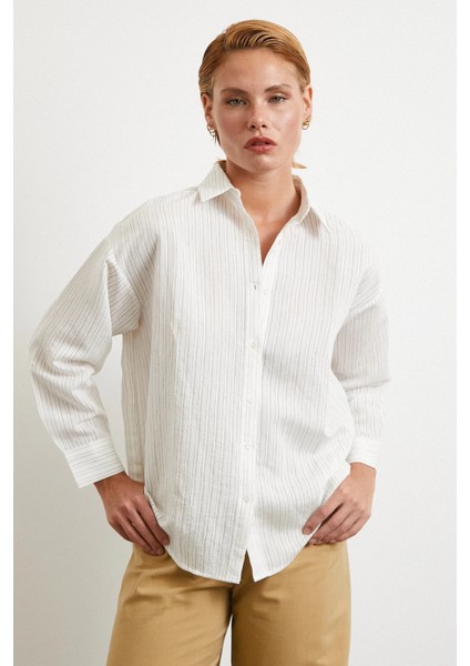 Simetrik Çizgili Gömlek Taş