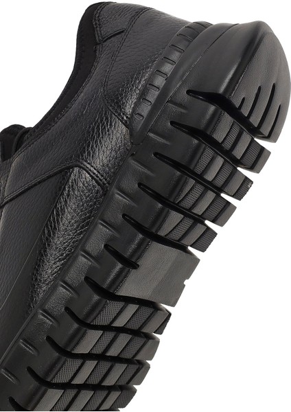 Erkek Siyah Bağcıklı Kalın Tabanlı Deri Casual Sneaker 25WFD6418FT
