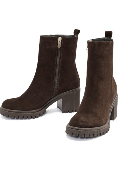 Kadın Kahverengi Fermuarlı Topuklu Süet Deri Bot 25WFD200910 modelleri