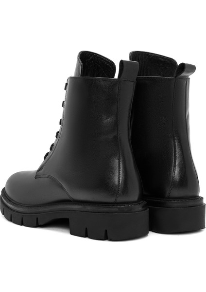 Kadın Siyah Fermuarlı Deri Bot 25WFD410918
