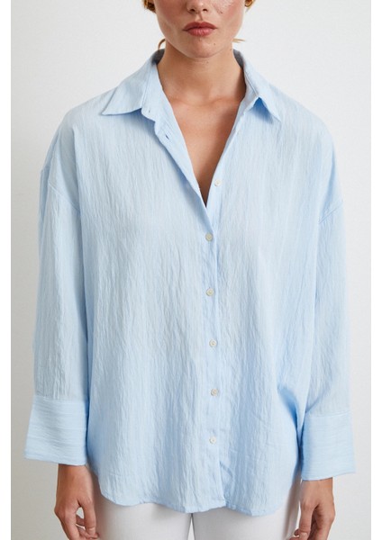 Kabartma Çizgili Oversize Gömlek Mavi modelleri