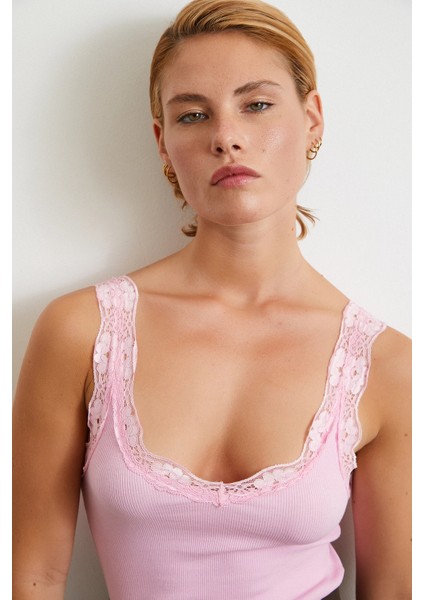 Dantel Askılı Top Pembe