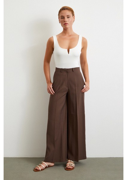 V Demirli Top Beyaz fiyatları