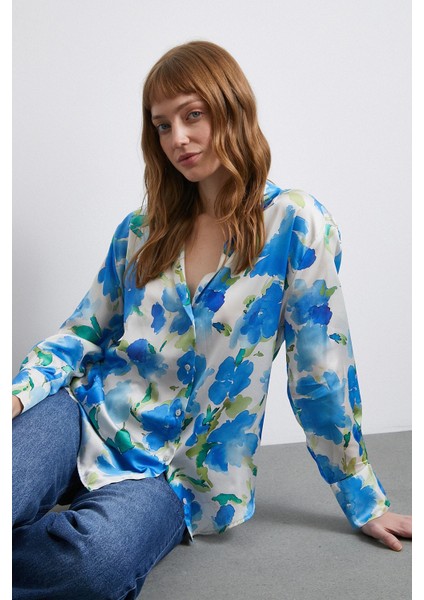 Çok Renkli Çiçek Desenli Gömlek Lacivert