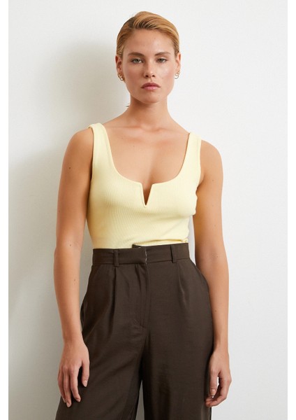 V Demirli Top Sarı modelleri