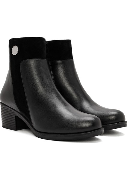 Kadın Siyah Fermuarlı Kalın Topuklu Deri Bot 25WFD411514 indirimleri
