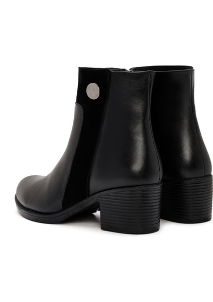 Kadın Siyah Fermuarlı Kalın Topuklu Deri Bot 25WFD411514