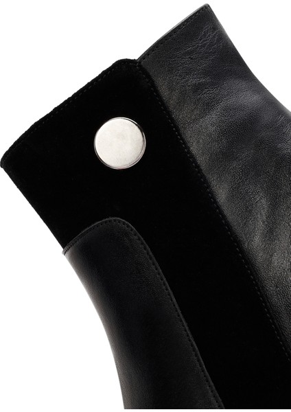 Kadın Siyah Fermuarlı Kalın Topuklu Deri Bot 25WFD411514