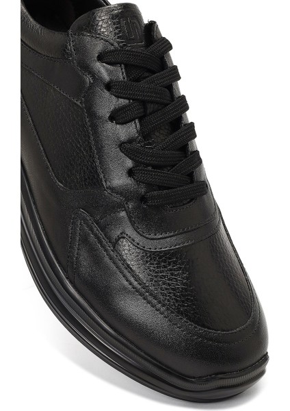 Erkek Siyah Bağcıklı Kalın Tabanlı Deri Casual Sneaker 25WFD641014