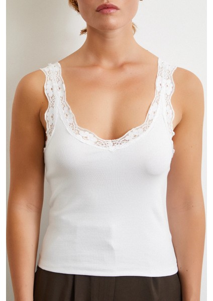 Dantel Askılı Top Beyaz fırsatları