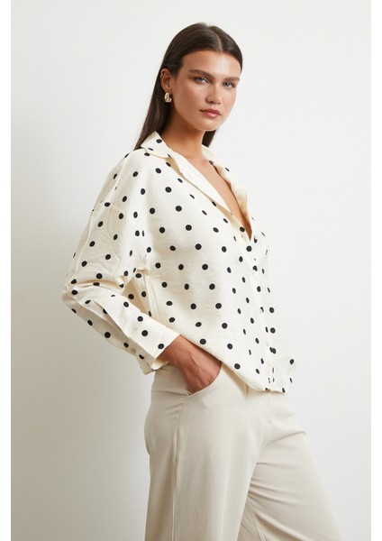 Puantiyeli Oversize Gömlek Siyah fırsatları