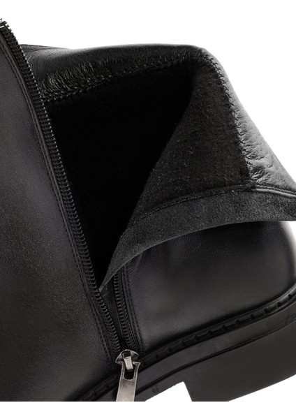 Kadın Siyah Fermuarlı Deri Bot 25WFD410618