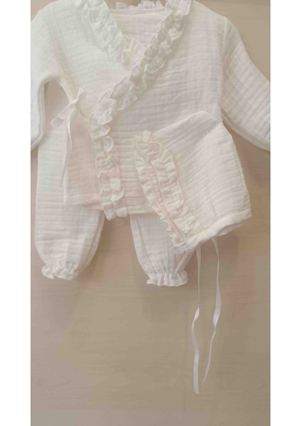 Fırfırlı Kruvaze Alt Üst Müslin Bebek Takımı Hastane Çıkışı fırsatları