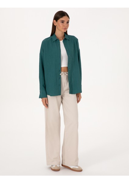 Kadın Zümrüt Oversize Uzun Kollu Gömlek 50318232-VR055 fırsatları