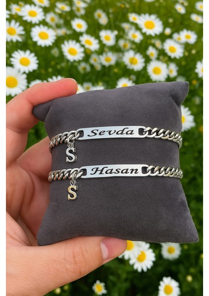 2 Adet Kişiye Özel Isim Yazılı Baş Harfli Unisex Çelik Bileklik Çifti SCB73