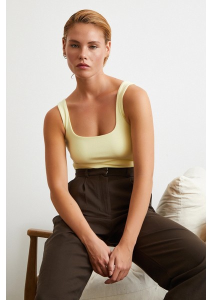 Askılı Basic Top Sarı
